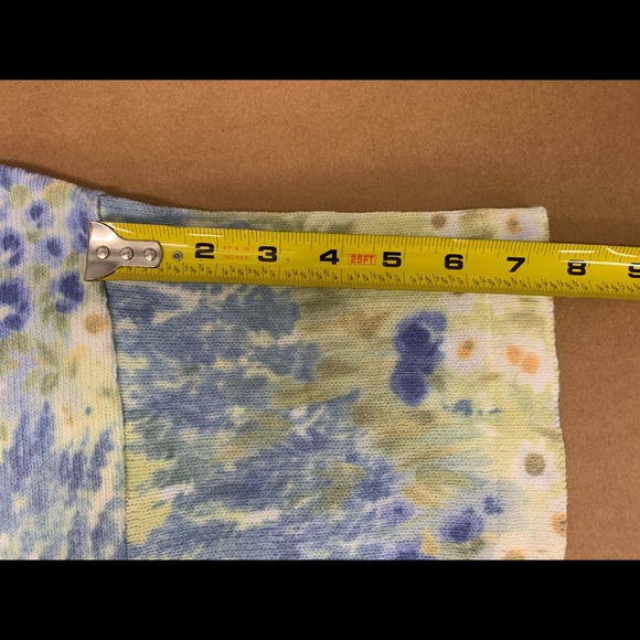 Gabriella T women’s shirt - Picture 8 of 9